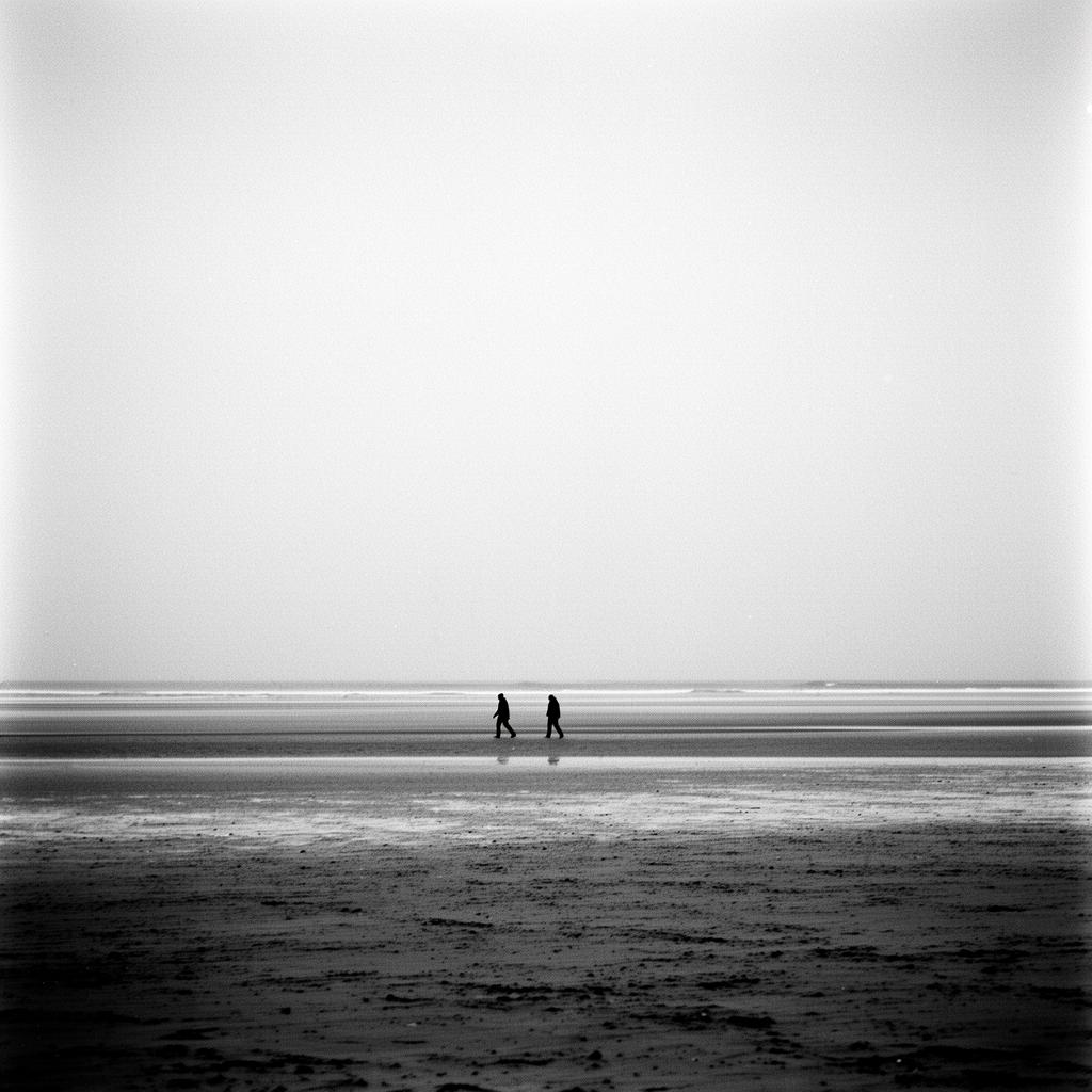 Silhouettes sur la plage
